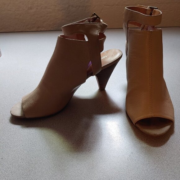 Nine West Countou Ankle Wrap Leather Heels - Picture 1 of 9